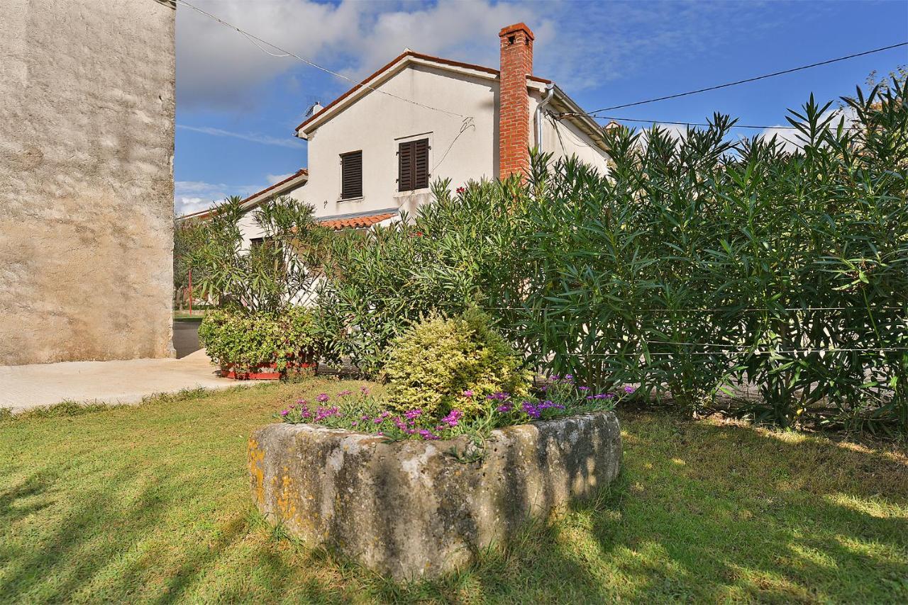 House Monteci 1378 Villa Galizana Exterior photo
